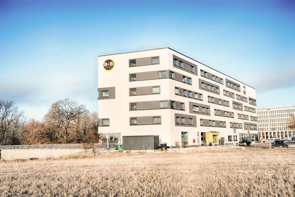 B&B Hotel Berlin-Airport Exterior photo