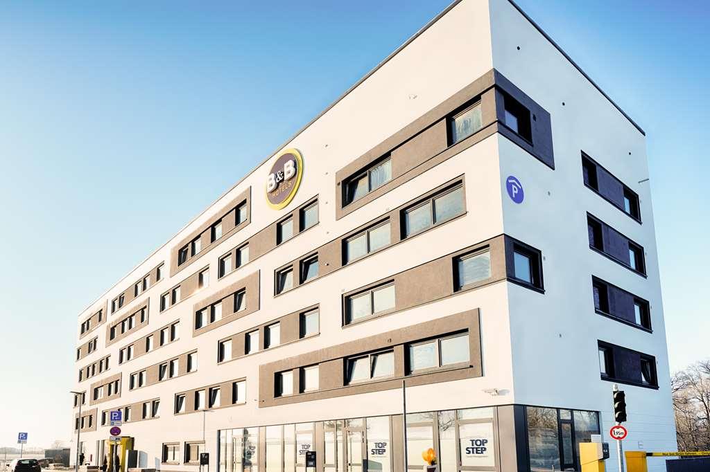 B&B Hotel Berlin-Airport Exterior photo