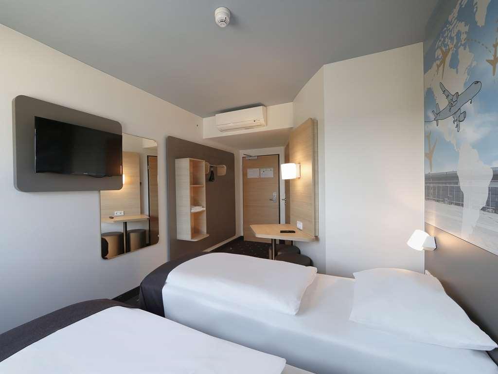 B&B Hotel Berlin-Airport Room photo