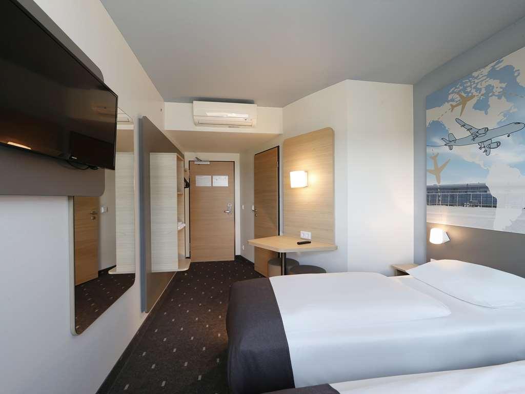 B&B Hotel Berlin-Airport Room photo