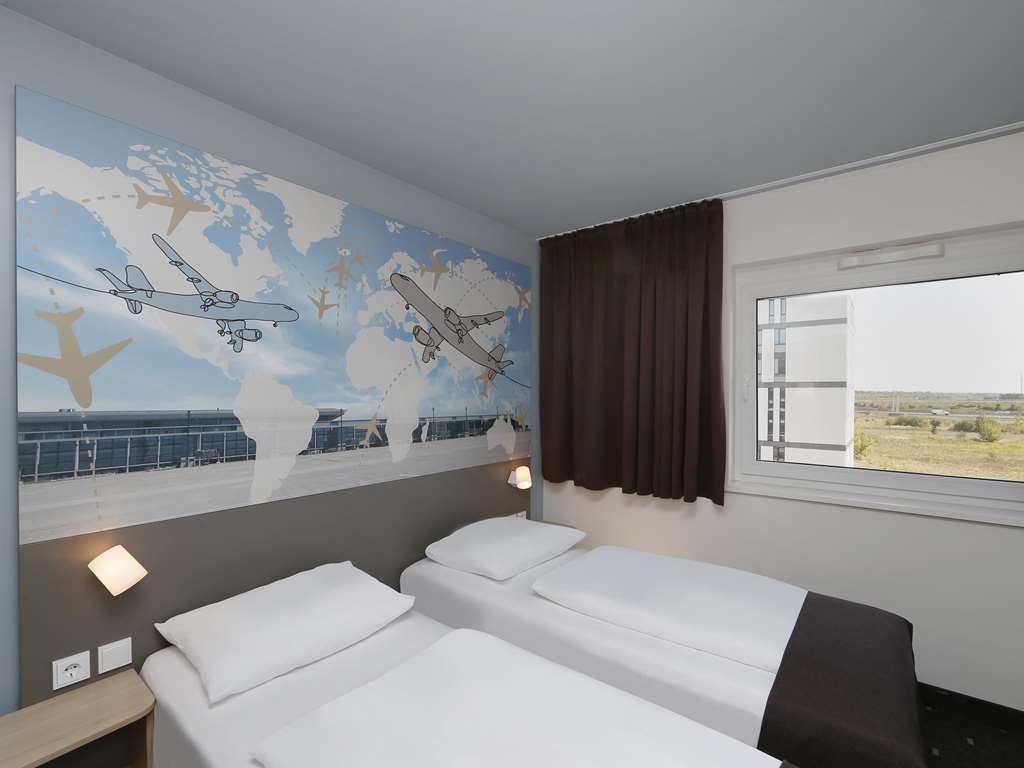 B&B Hotel Berlin-Airport Room photo