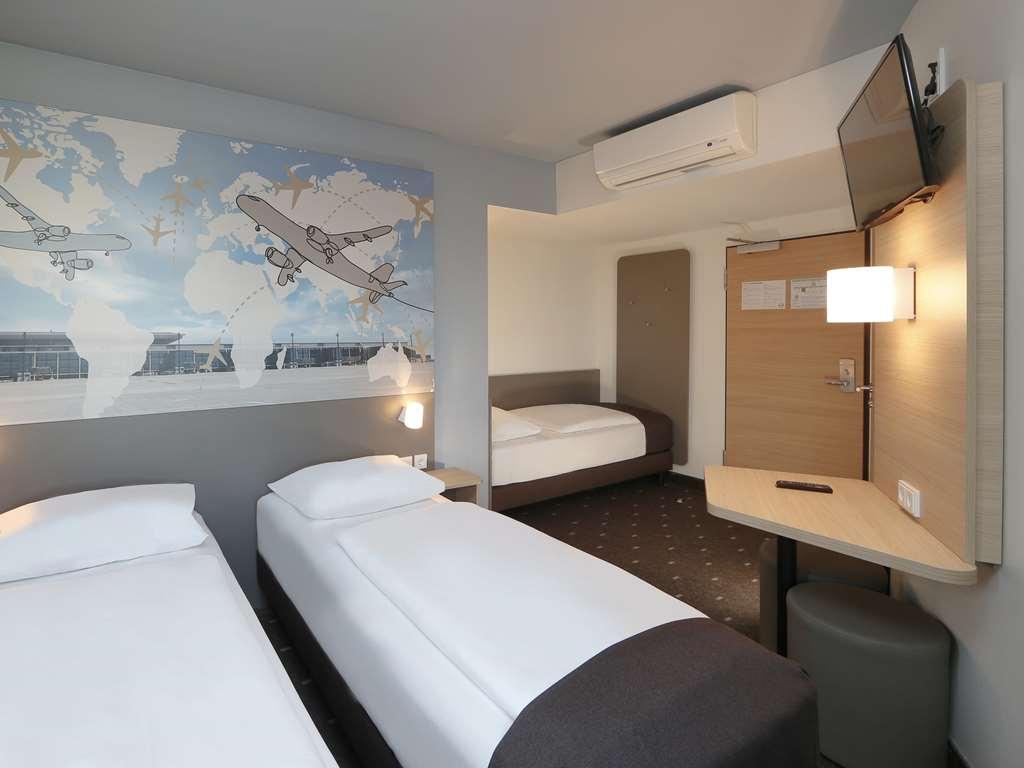 B&B Hotel Berlin-Airport Room photo
