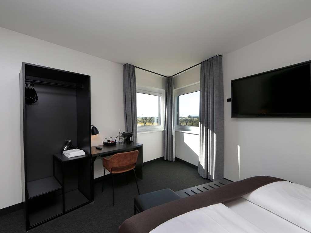 B&B Hotel Berlin-Airport Room photo